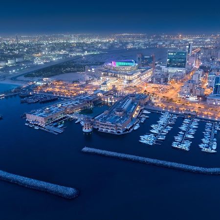 Hyatt Regency Al Kout Mall Kuvait Kültér fotó Aerial view of the marina