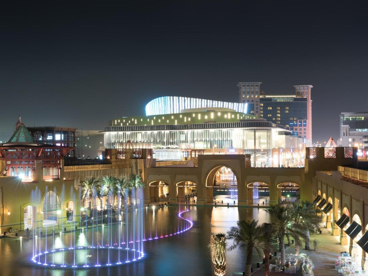 Hyatt Regency Al Kout Mall Kuvait Kültér fotó The Dubai Convention Centre