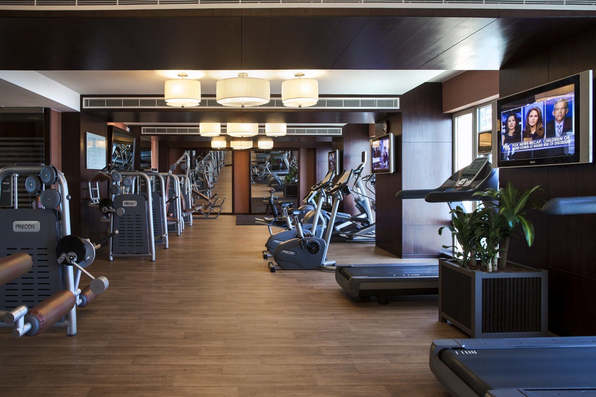 Hyatt Regency Al Kout Mall Kuvait Kültér fotó The gym at the hotel